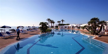 PortBlue Salgar Hotel