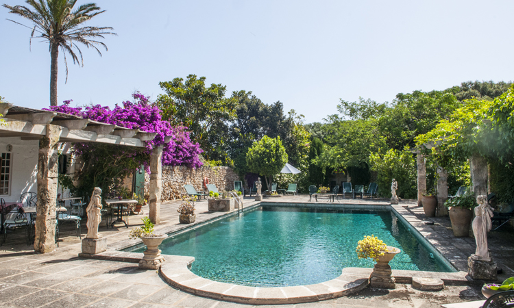 Biniarroca swimming pool and terrace