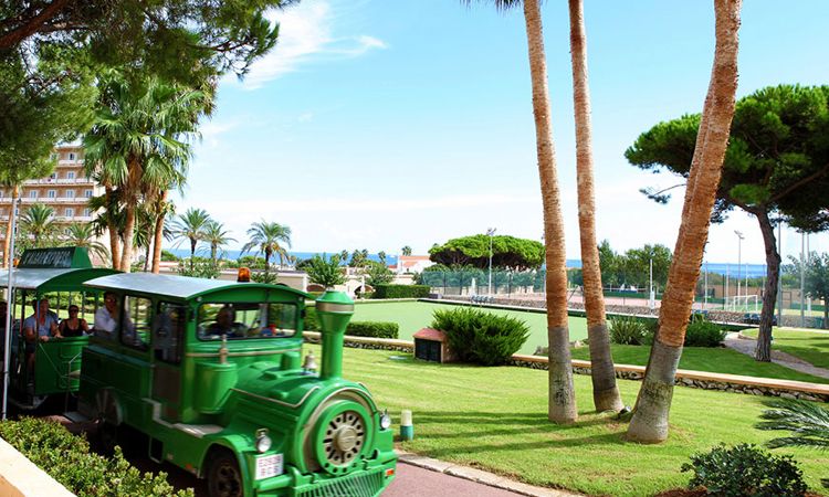 Biniarroca swimming pool and terrace