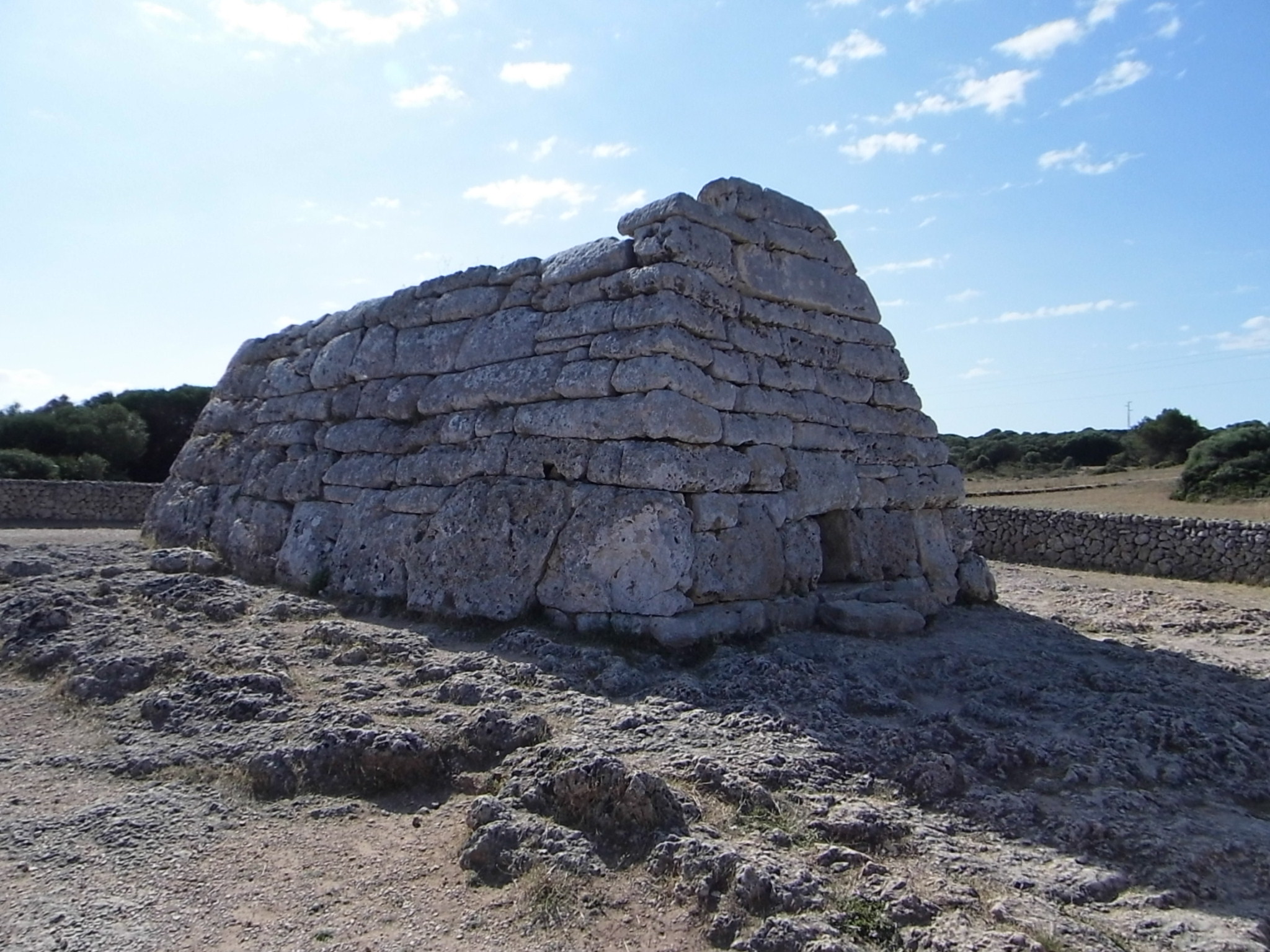 How to visit the Naveta d’Es Tudons in Menorca