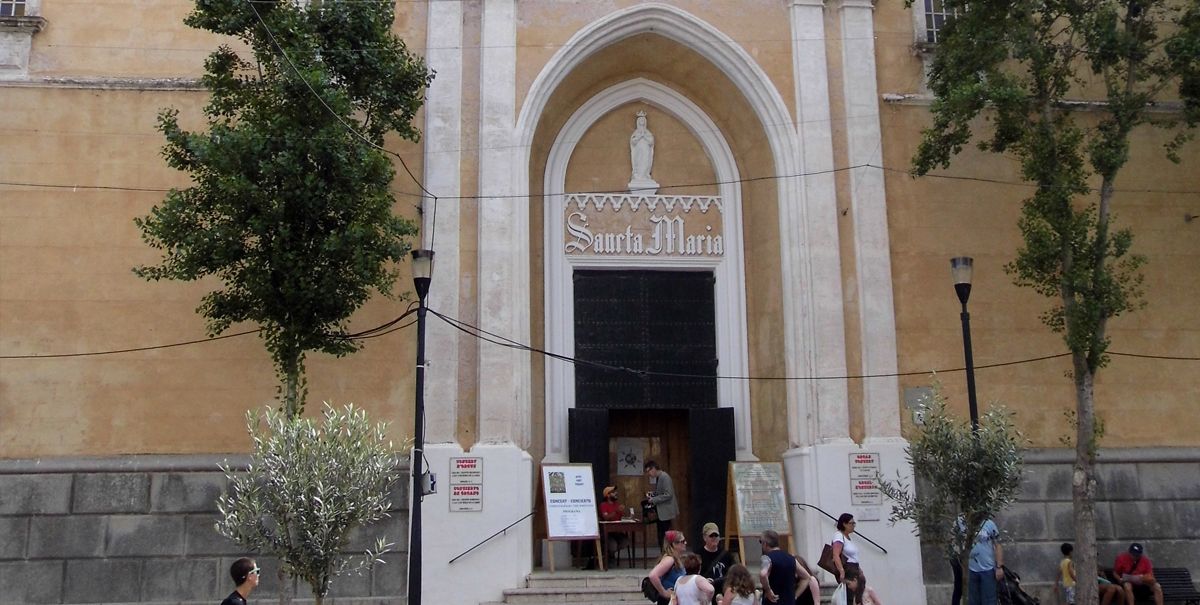 Visit the Santa Maria Church in Menorca | Mahon’s Iconic Cathedral