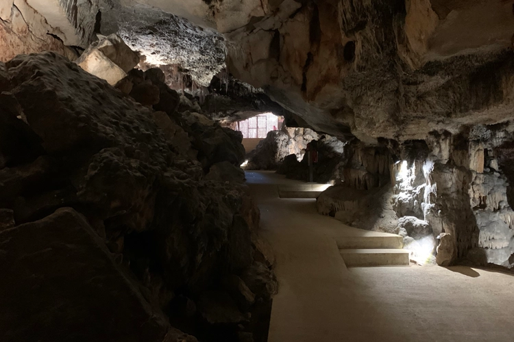Cova de s’Aigua cave system.