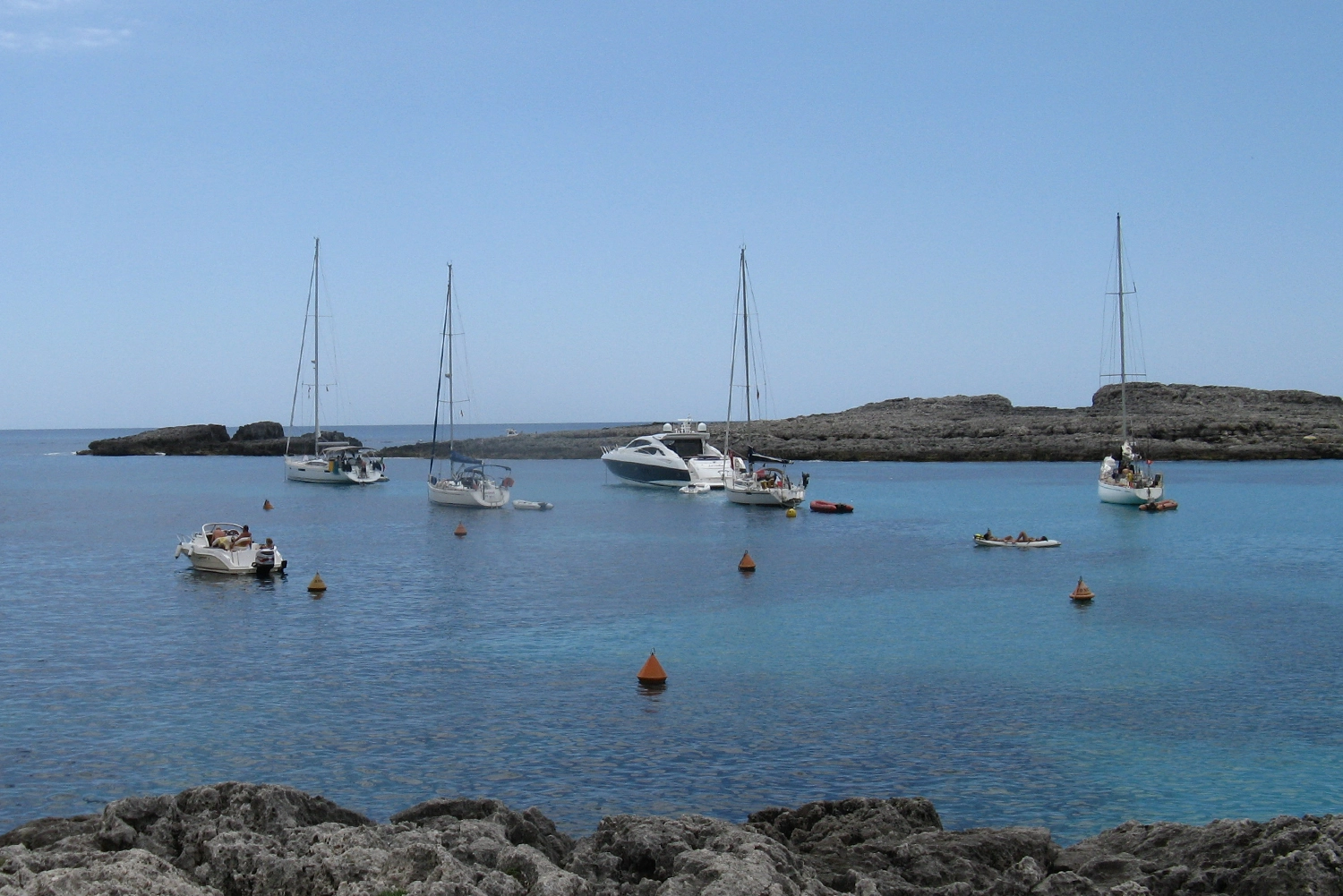 Boats moored up at Binibeca beach