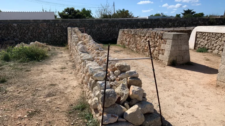 Dry Stone wall contruction